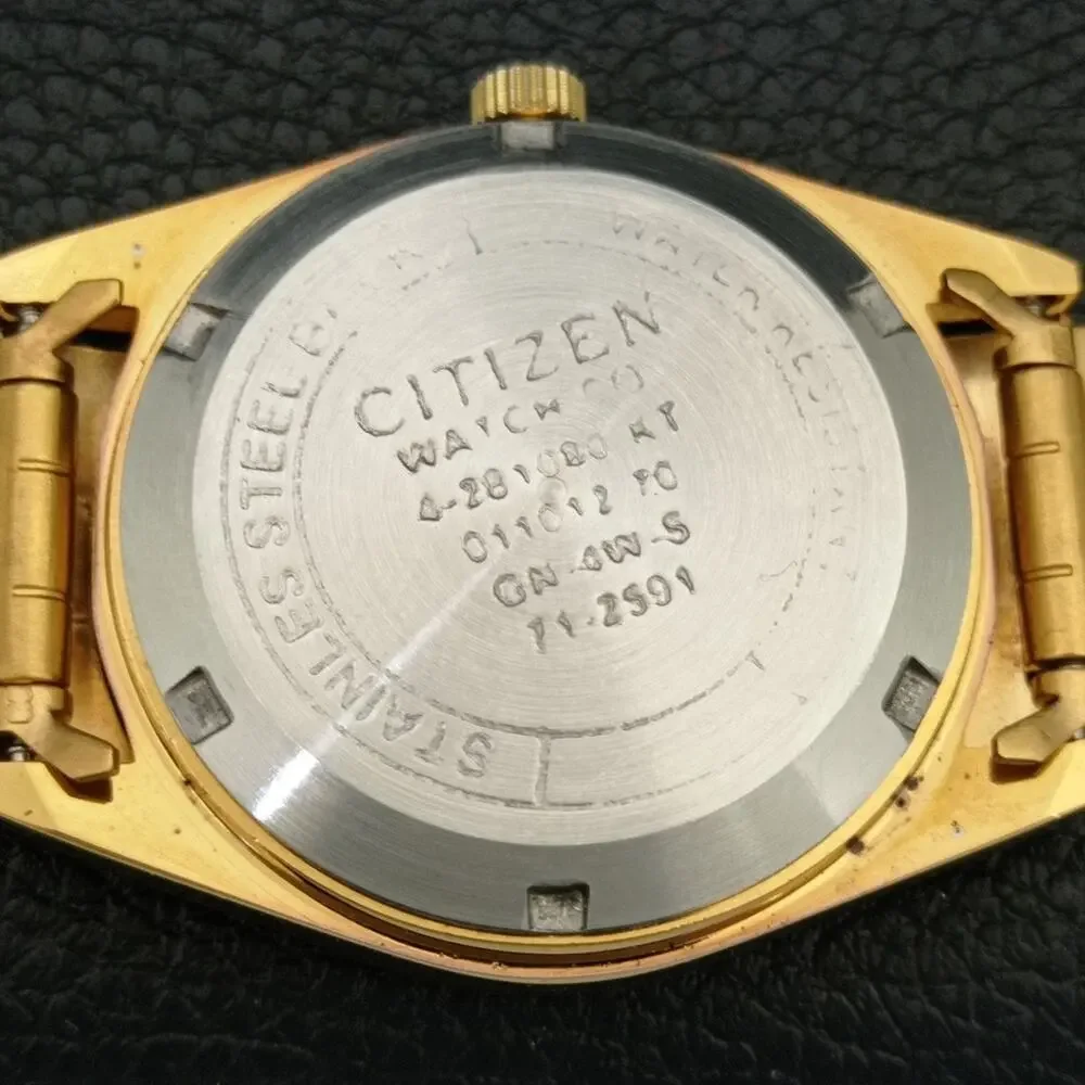 Vintage 1976 Citizen Automatic Mens Gold Watch W/daydate & White accents